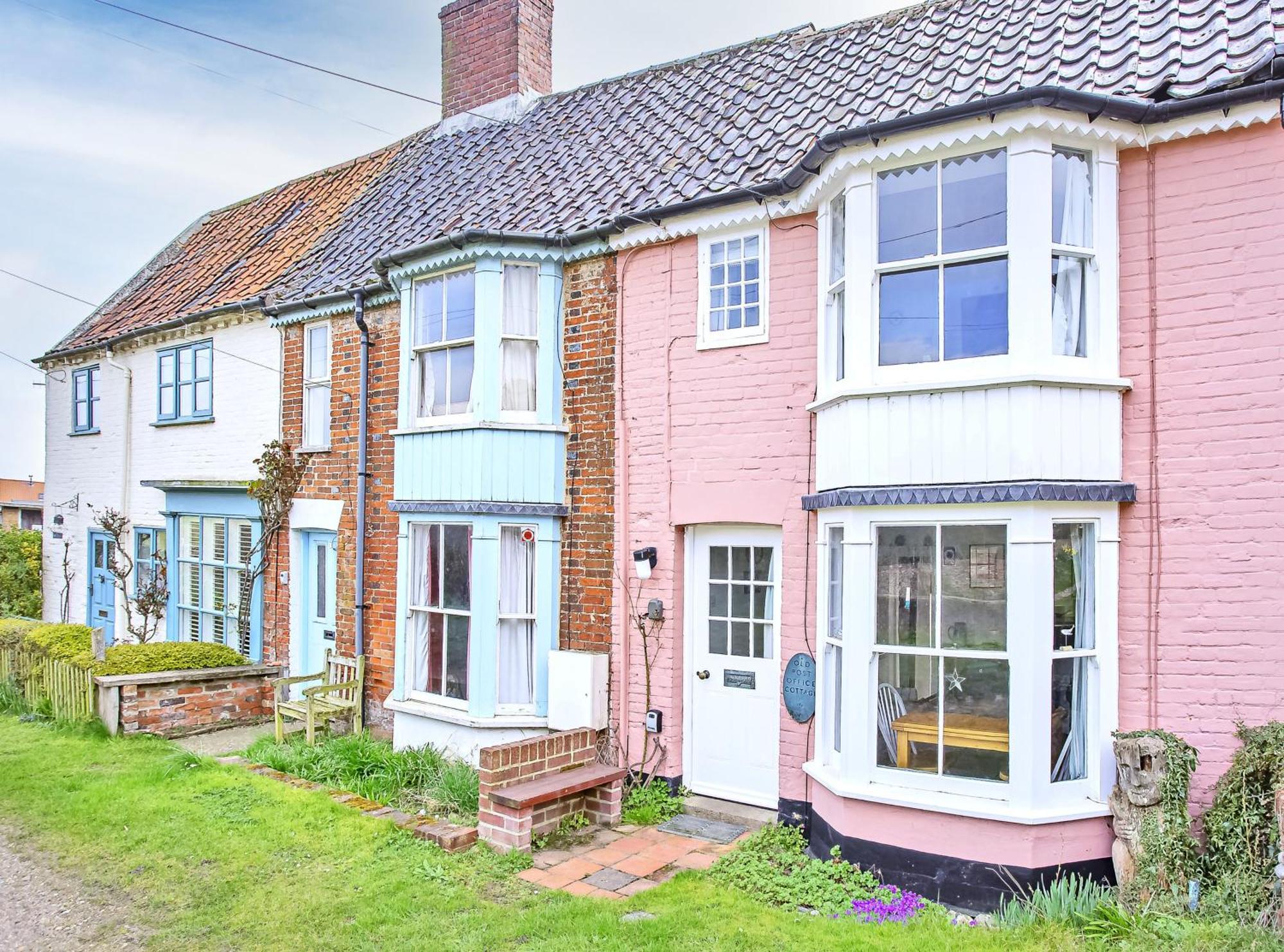 Old Post Office Cottage Walberswick Exterior photo